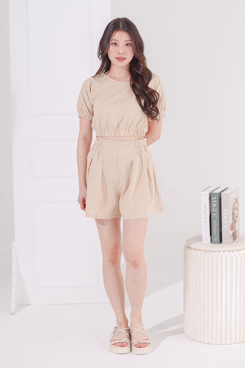Loreley Elastic Waistband Shorts Sand