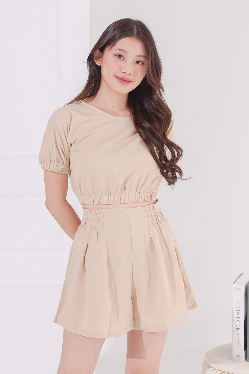 Loreley Elastic Waistband Shorts Sand