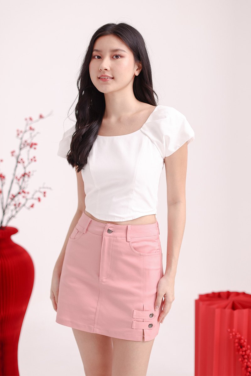 [BACKORDER] Alby Smocked Puff Sleeve Crop Top Ivory