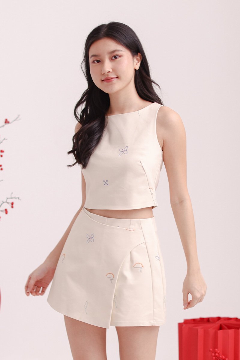 Family Warmth In-House Embroidered Overlap Skort Cream