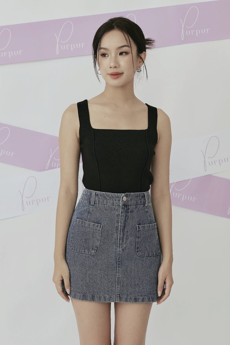 [BACKORDER] Glay Cropped Knit Tank Black