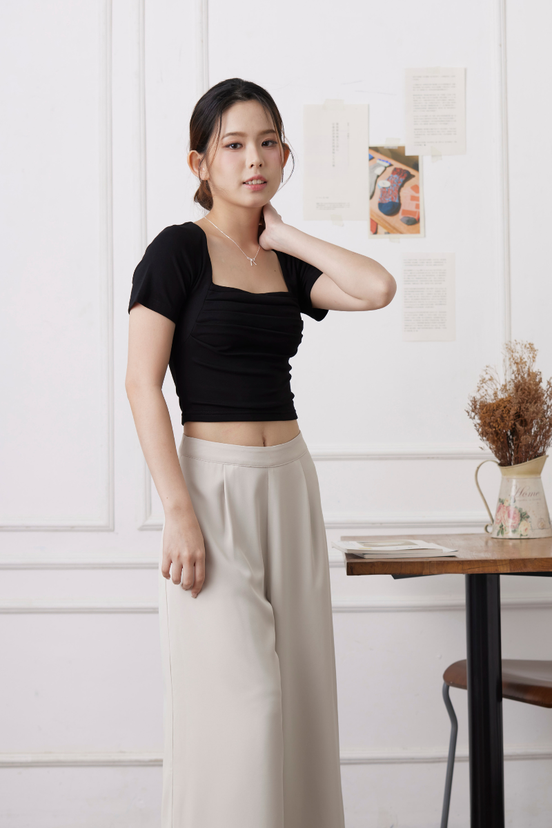 [RESTOCK] Polly Pleated Top Black