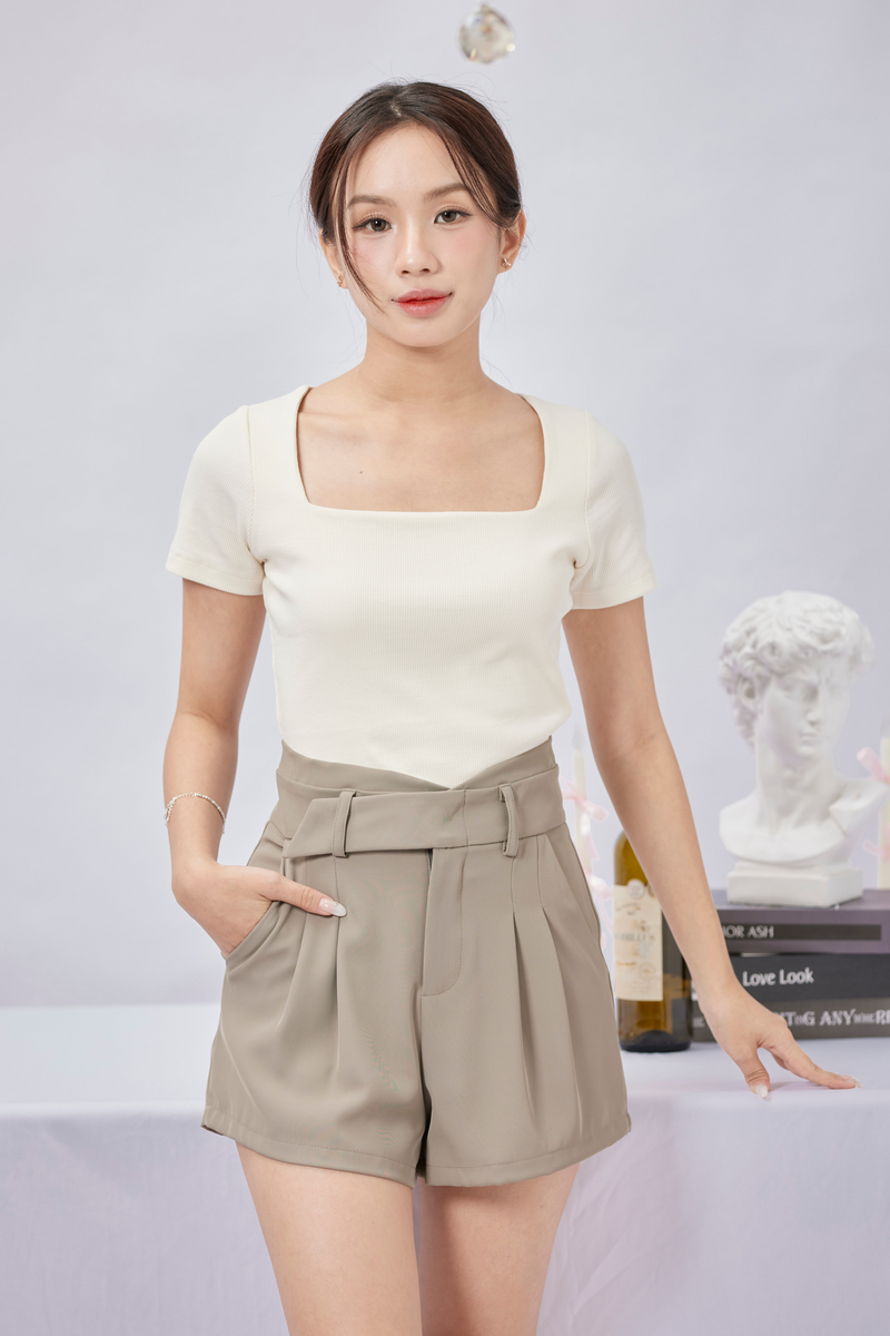 Delphine Curve Hem Pleated Pants Olive