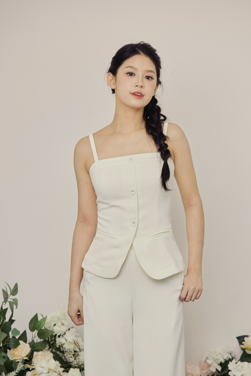 Isla Minimalist Top Ivory