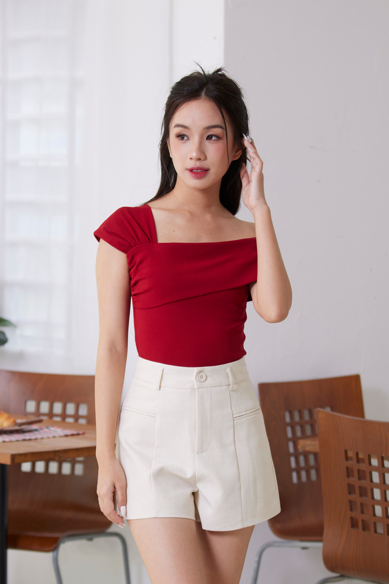 [BACKORDER] Fiona Asymmetrical sleeve top Scarlet