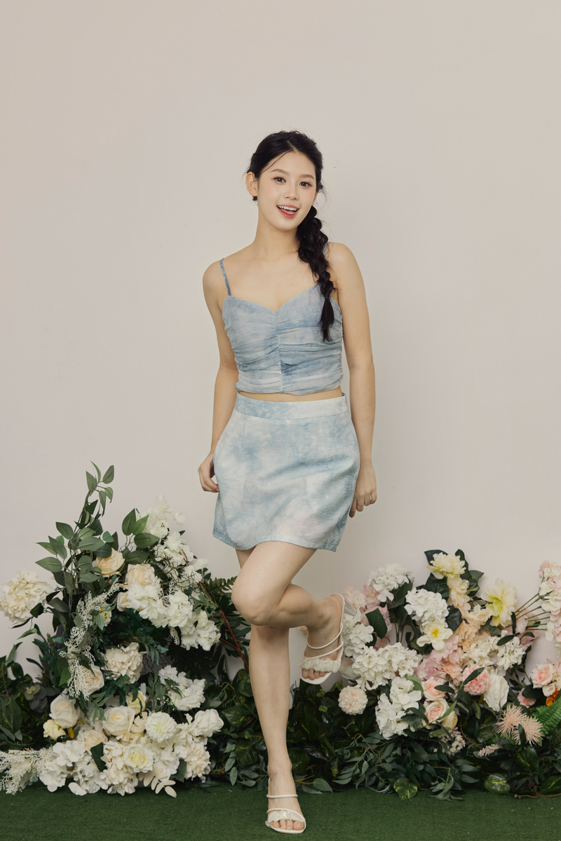 Dreamy Tie-Dye Ruched Spaghetti Strap Cropped Top Blue