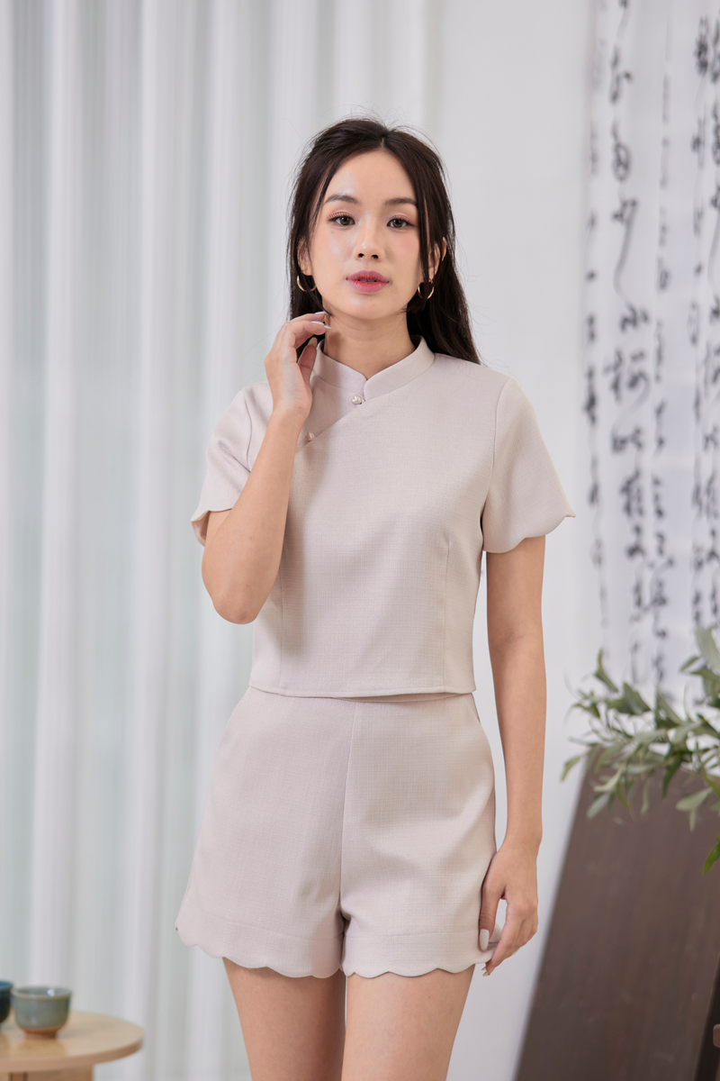 Enid Cheongsam Scallop Tweed Top Blush