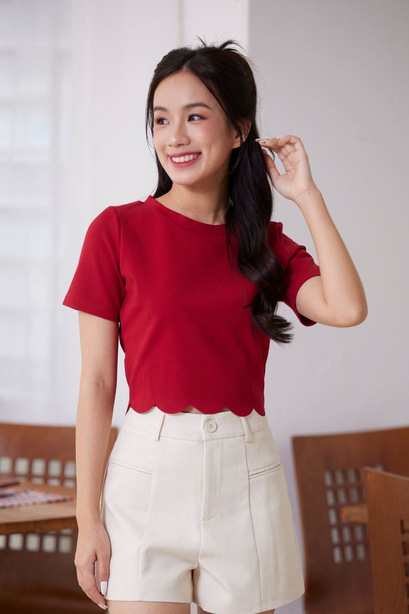 Abigail Scallop Hem Crop T-shirt Scarlet