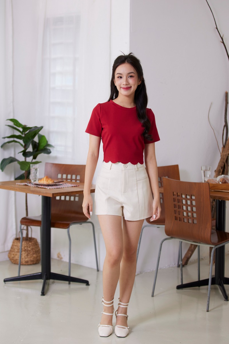 Abigail Scallop Hem Crop T-shirt Scarlet