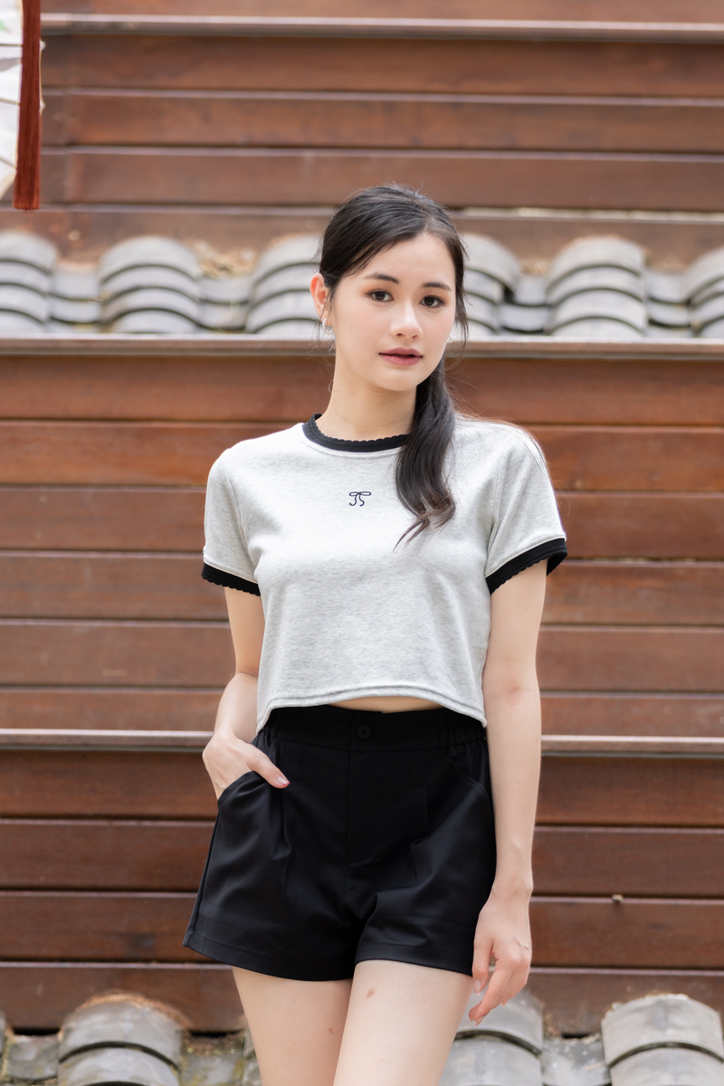 Avery Scallop contrast Tee Grey