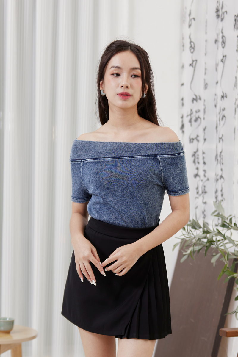 [RESTOCK] Chloe Bardot Crop Top Midnight