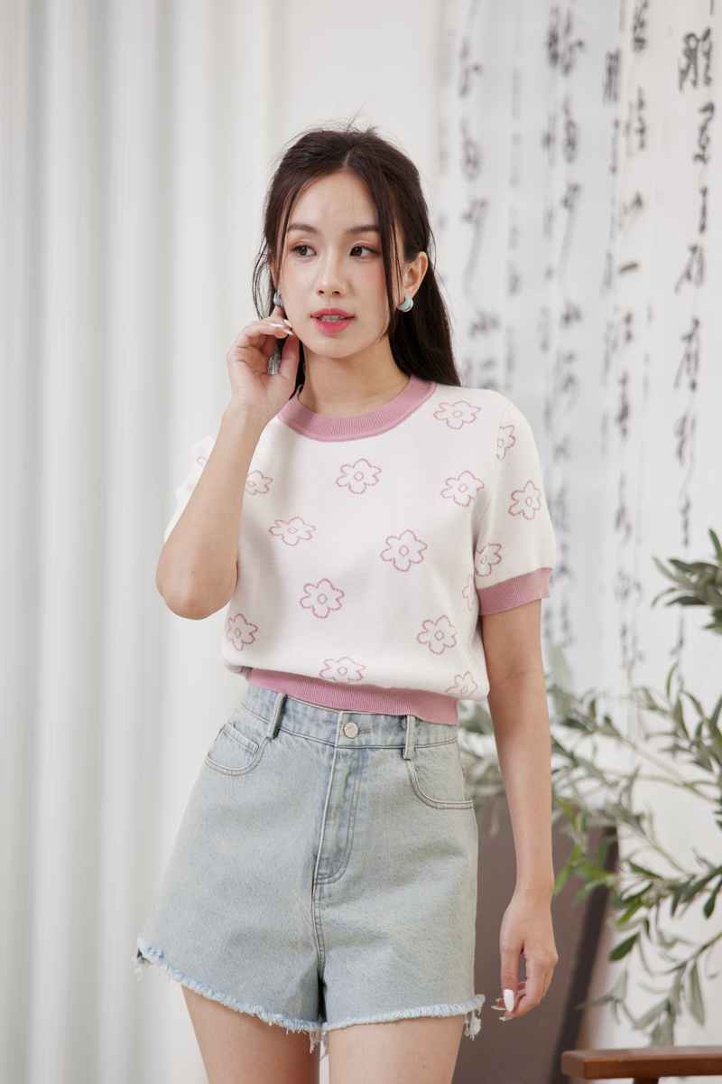 Lilia Blooming Oversized Knit Top Blush