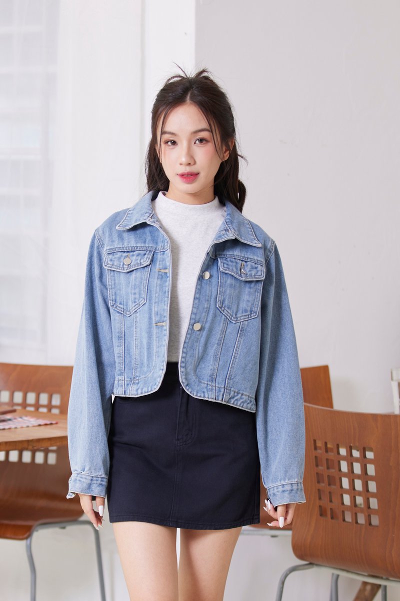 [Backorder] Judith Crip Denim Jacket Light Wash