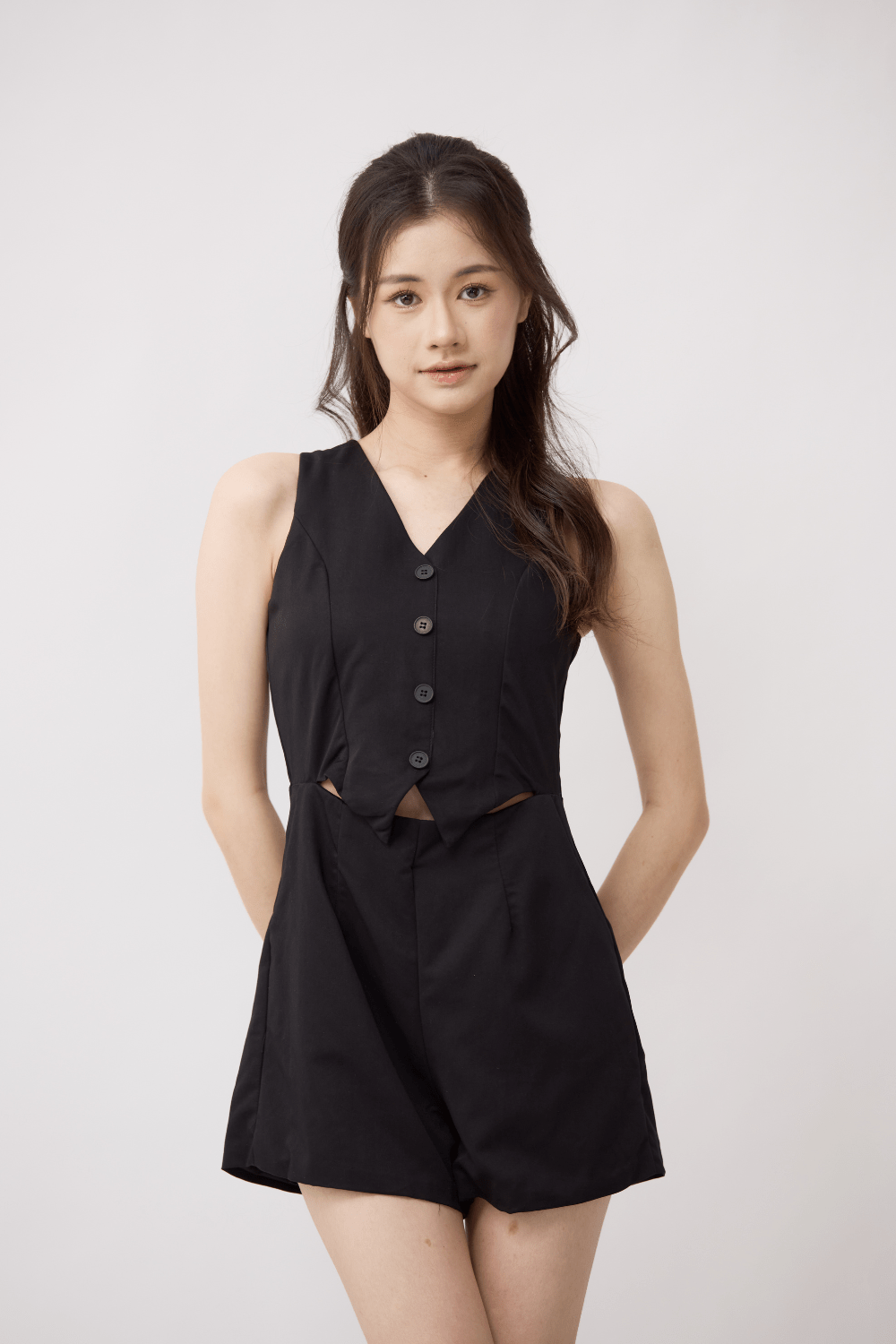 Belinda V-Neck Sleeveless Romper Black