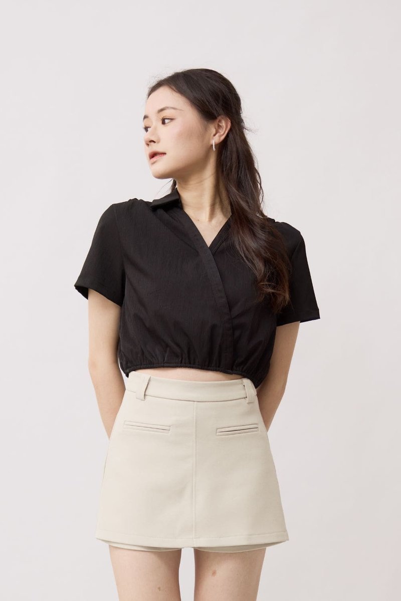 Priya Texture Collar Top Black