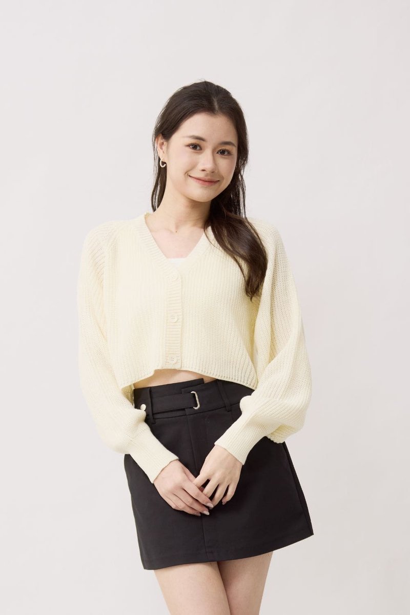 [Backorder] Nina Long Sleeved Knitted Cardigan White