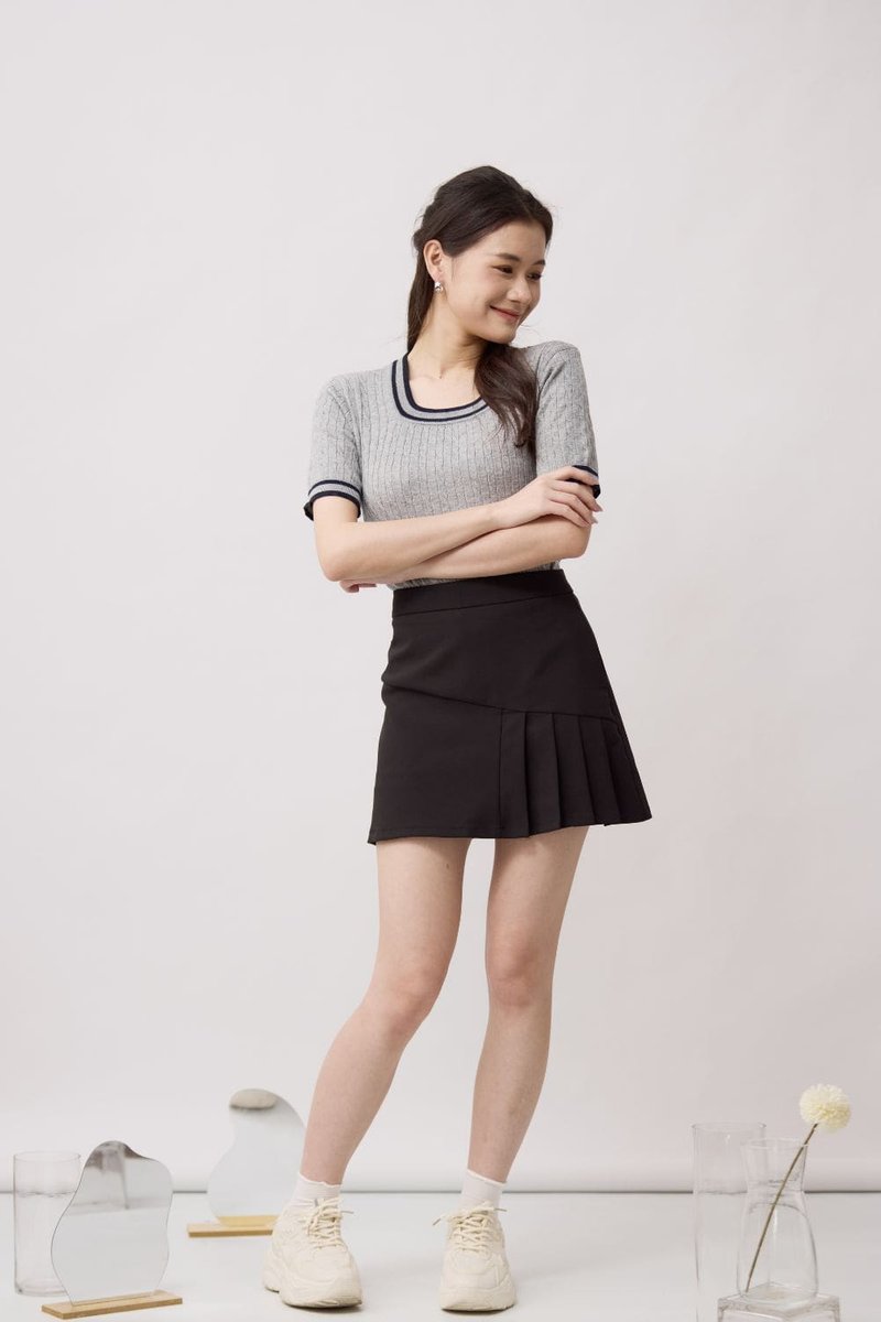 Vivara Pleated Skort Black