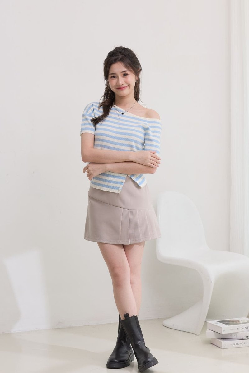 Solea Stripe Shoulder Top Sky