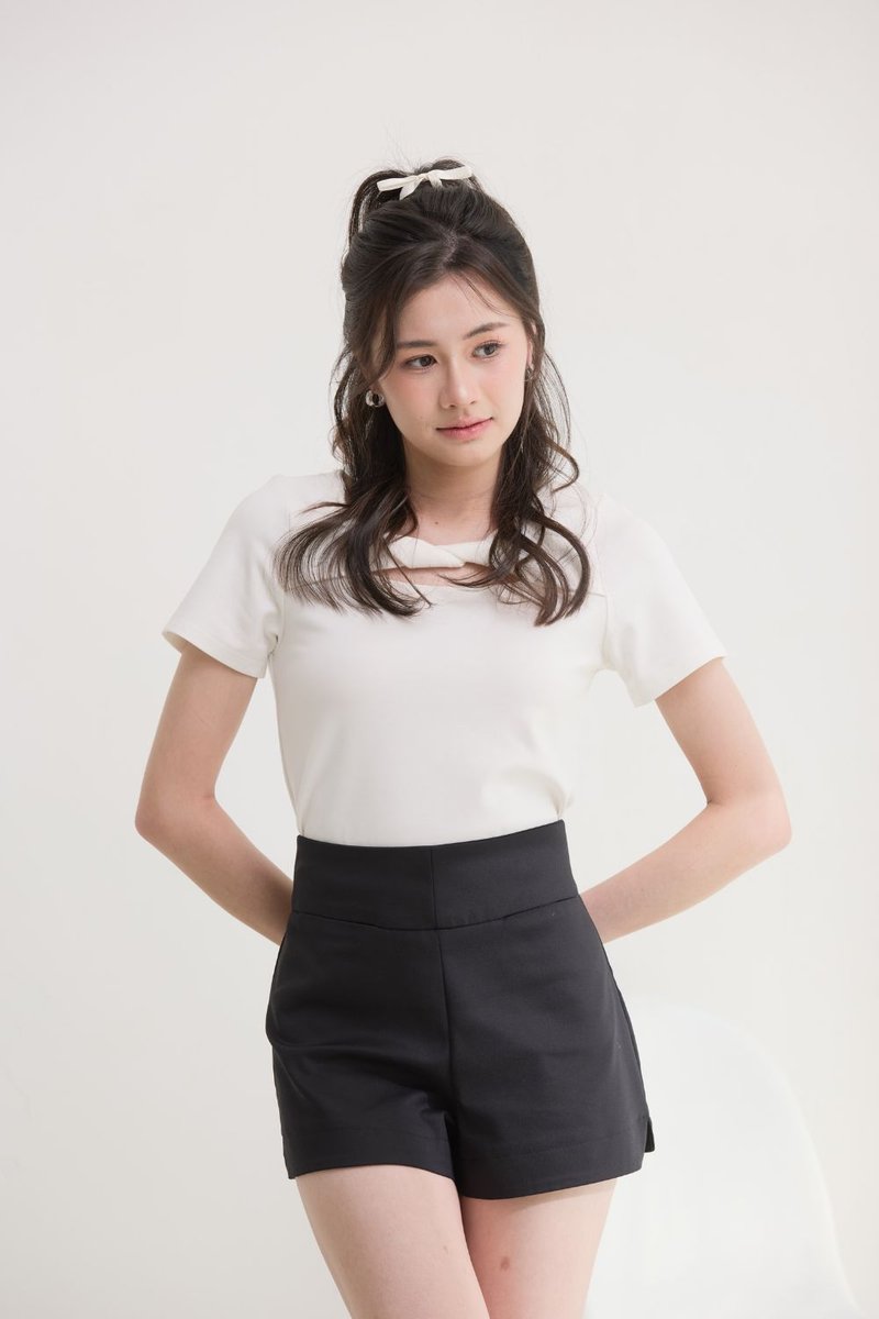 Elara Curve Shorts Black