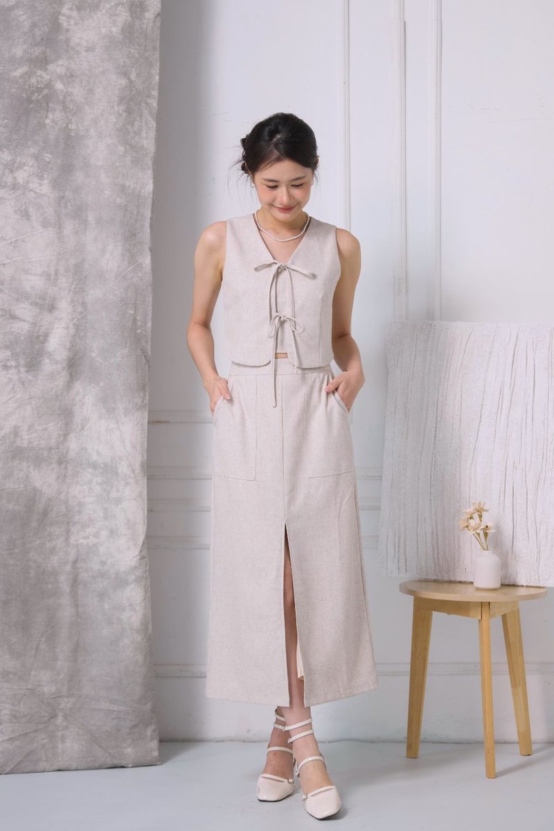Verra Textured Midi Skirt Cream