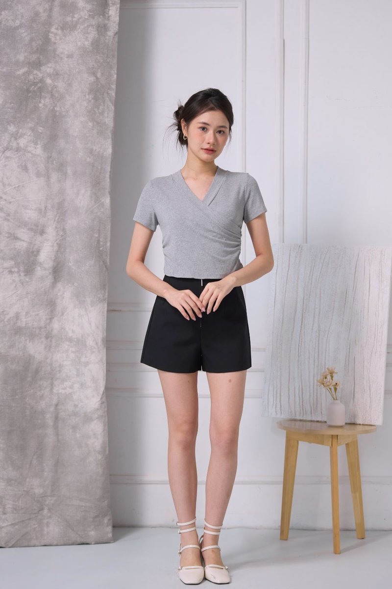 Evana Twist Front Top Grey