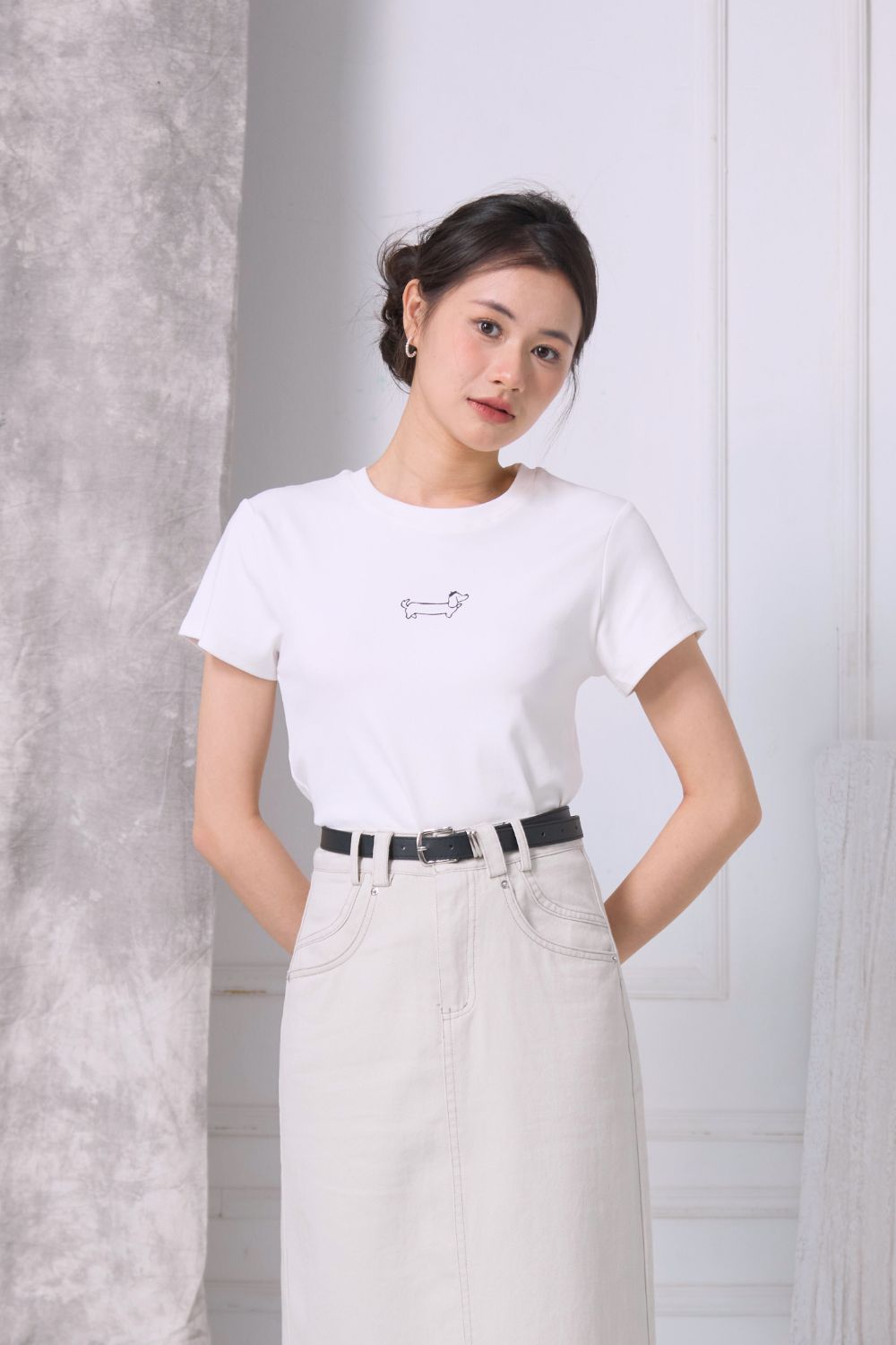 [RESTOCK]Doxie Mini Dachshund Tee Ivory
