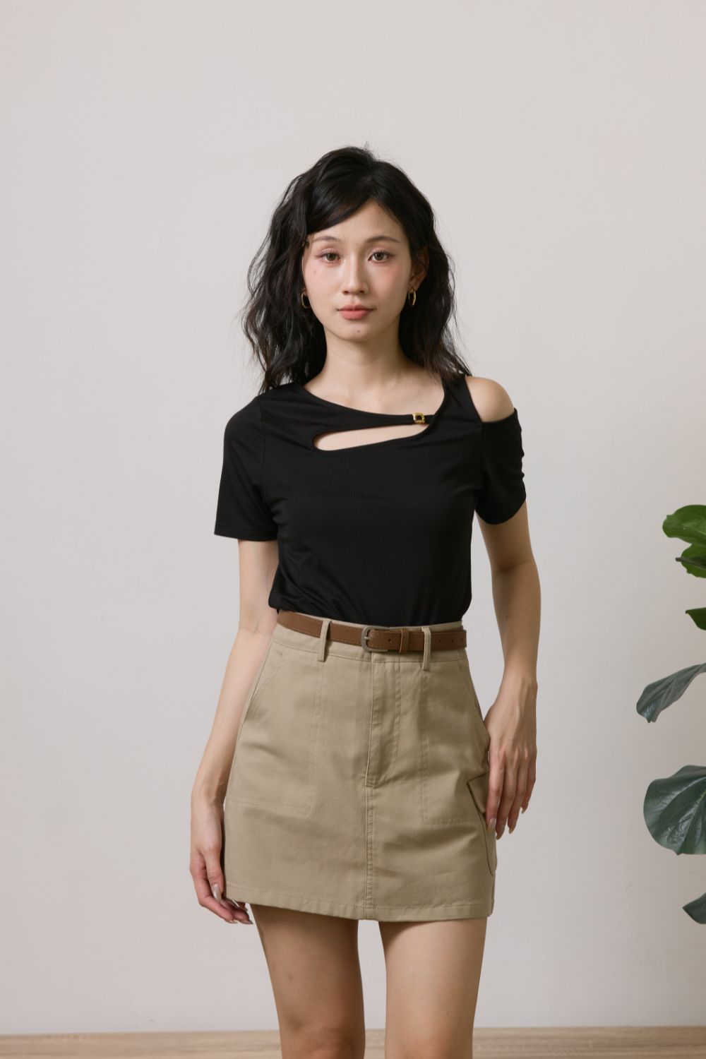 Avelyn Asymmetrical Top Black