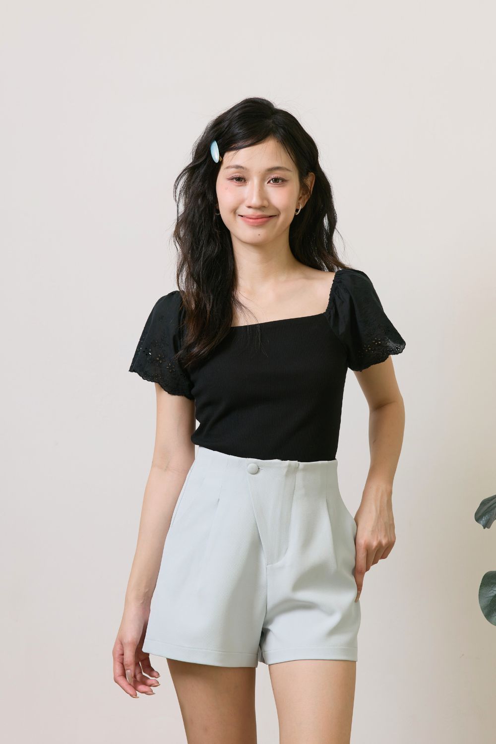 Gladys Tailored Shorts Light Blue