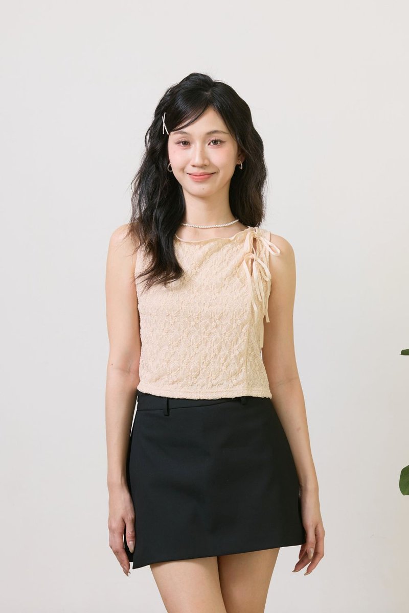 Liliane Lace Ribbon Top Cream