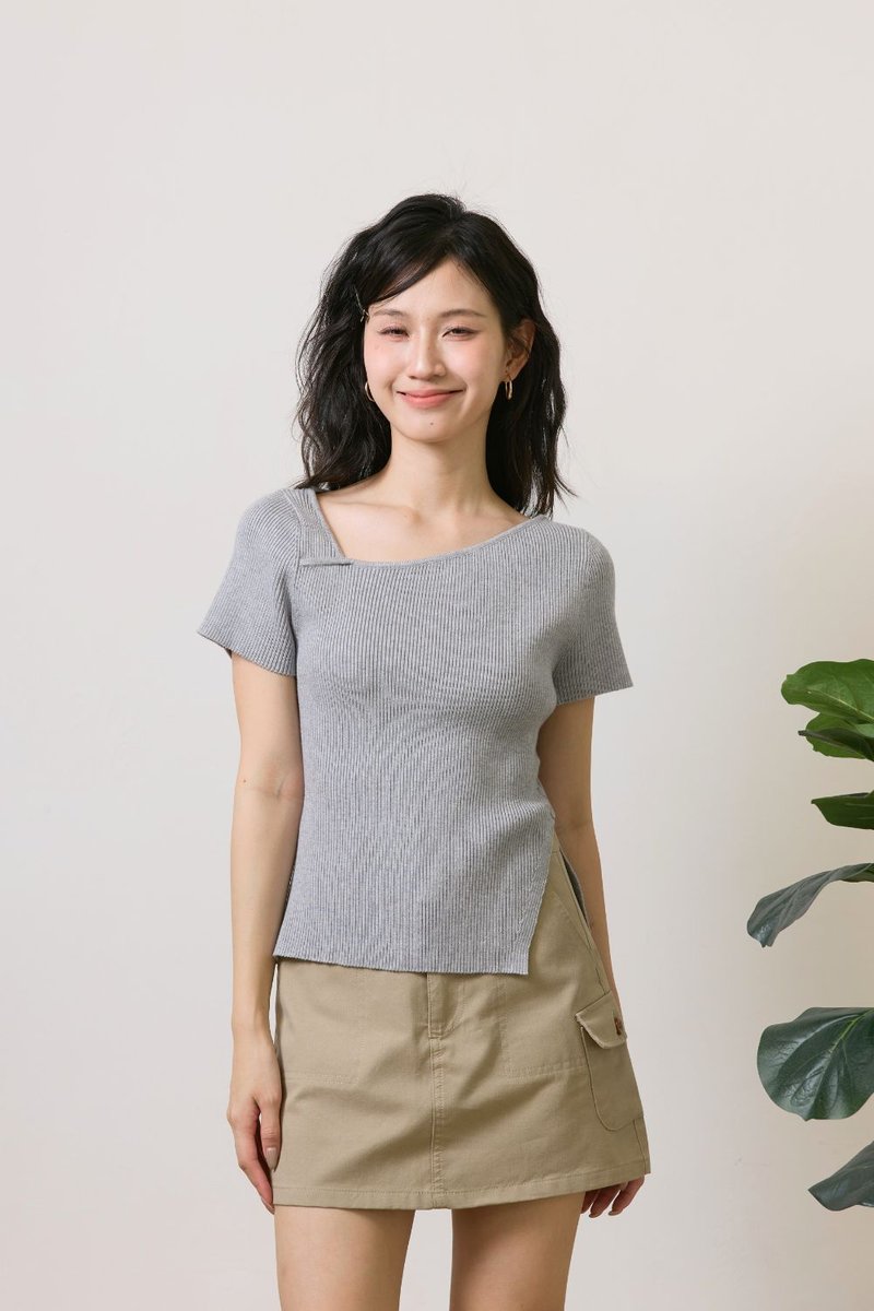 Thalyn Asymmetrical Knit Top Grey