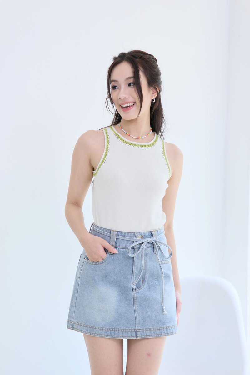 Eira Slim Fit Tank Top Beige