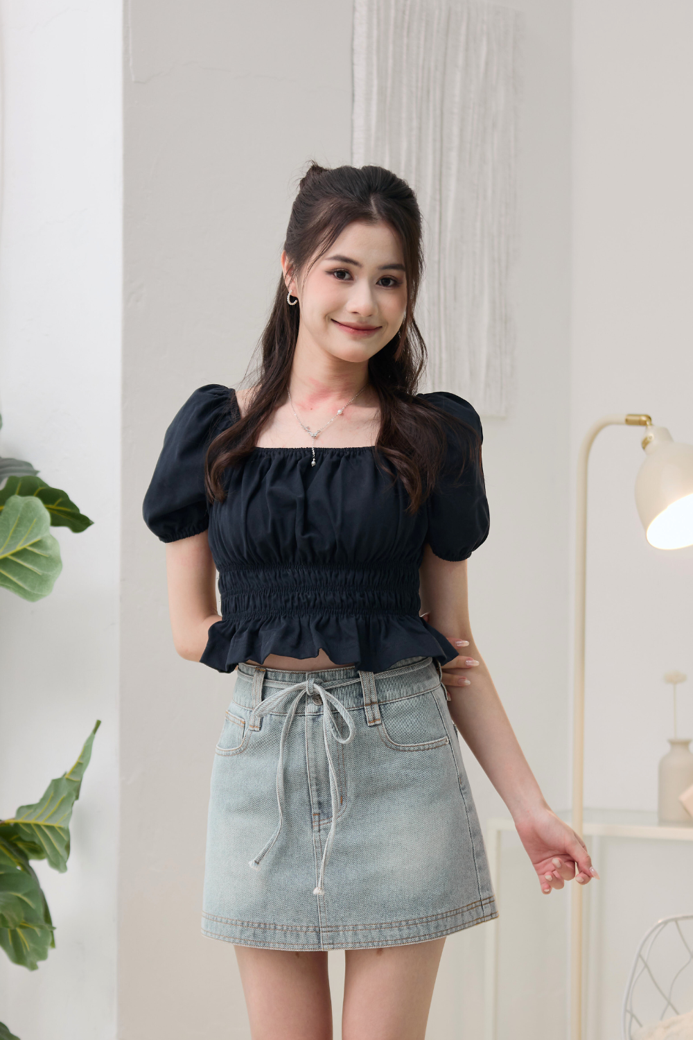 Anisse Smocked Waist Puff Sleeve Top Midnight