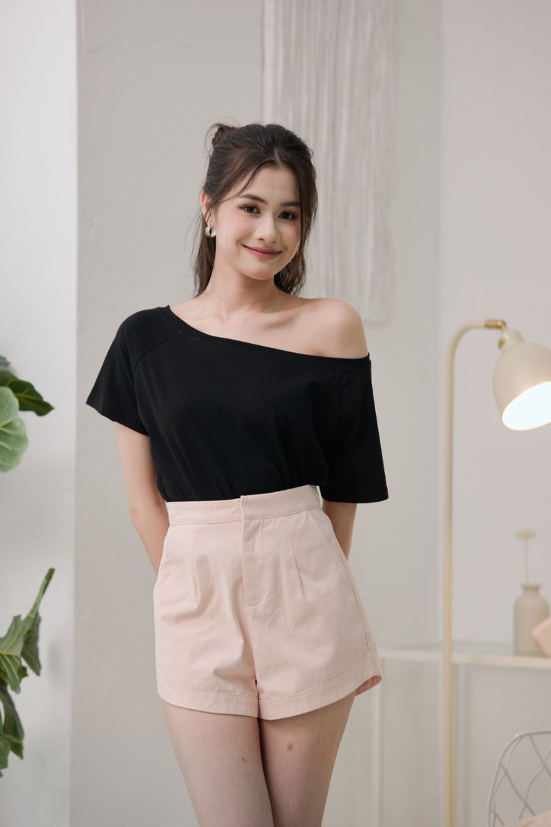Corvella Cotton Twill Shorts Blush