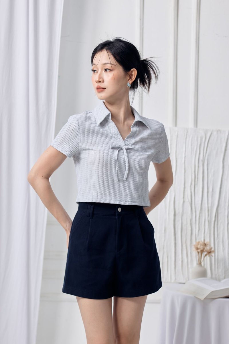 Lysandra Shorts with Pleats Midnight