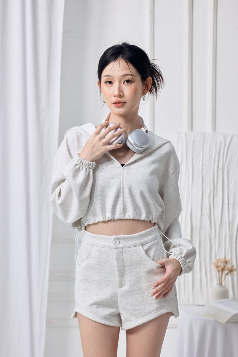 Kaitlyn Cropped Hoodie Light Grey