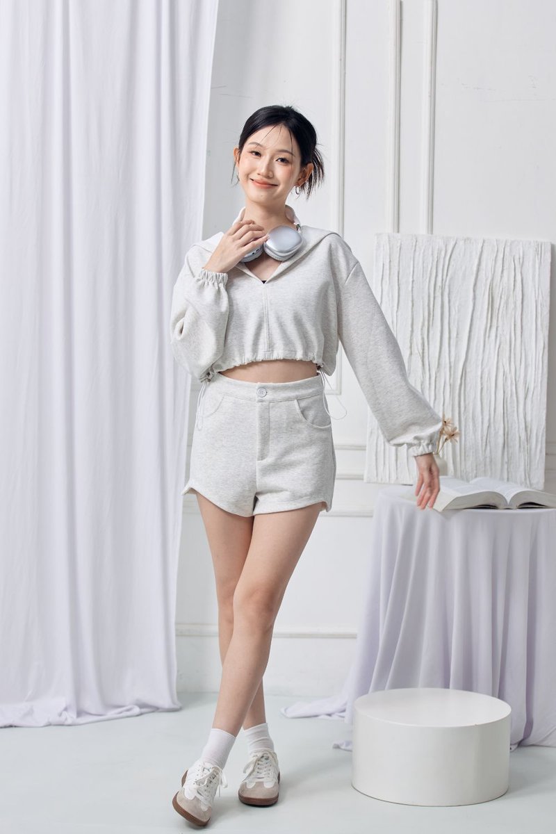 Kaitlyn Sweatshorts Light Grey