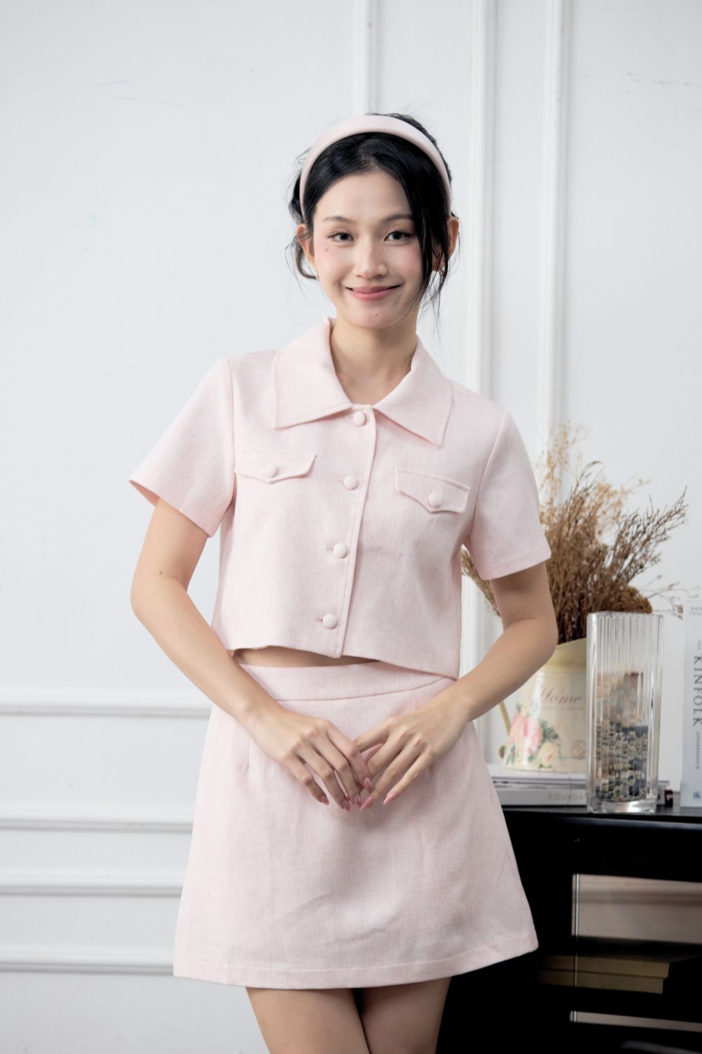 [BACKORDER] Orinée Collared Crop Top Blush