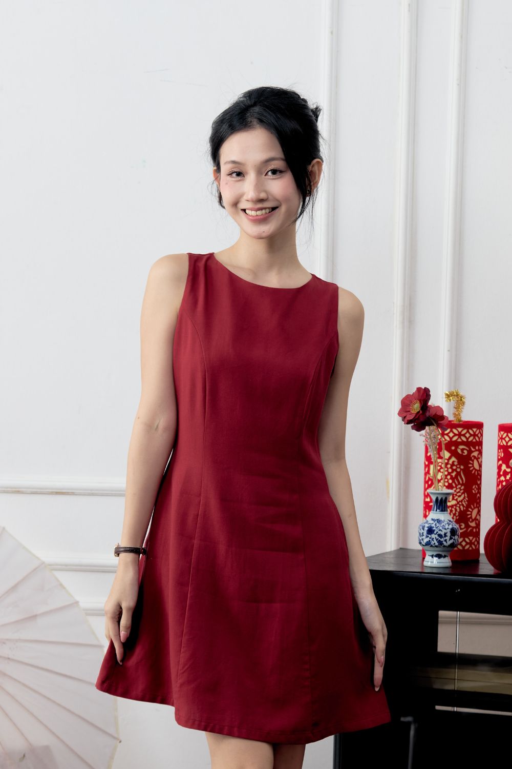 Elayne Peephole Back Linen Dress Wine