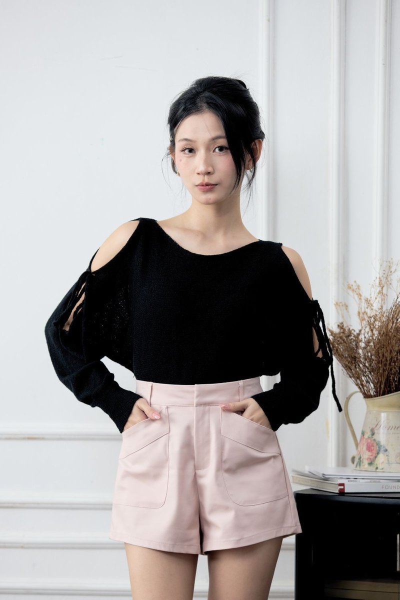 Sherry Patch Pocket Shorts Blush