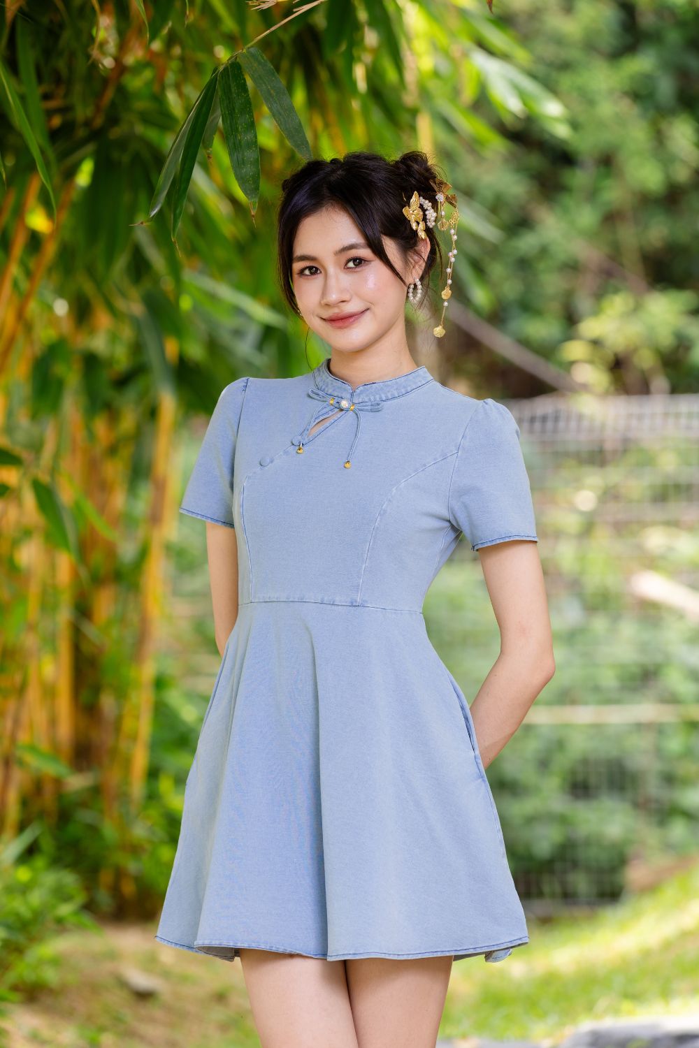 Emma Denim Puff Sleeve Dress Light Wash