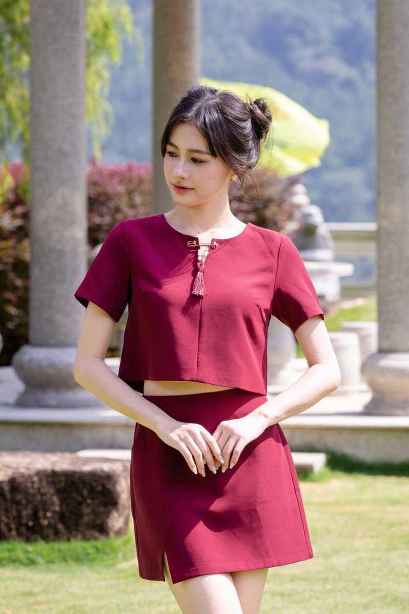 Zeraphine Removable Chinese Tassel Pin Top Wine