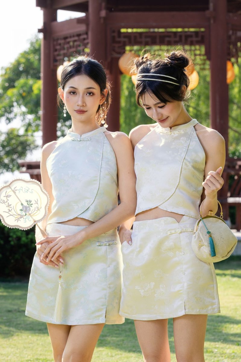 Lunéa Jacquard halter Cheongsam Top Light Blue