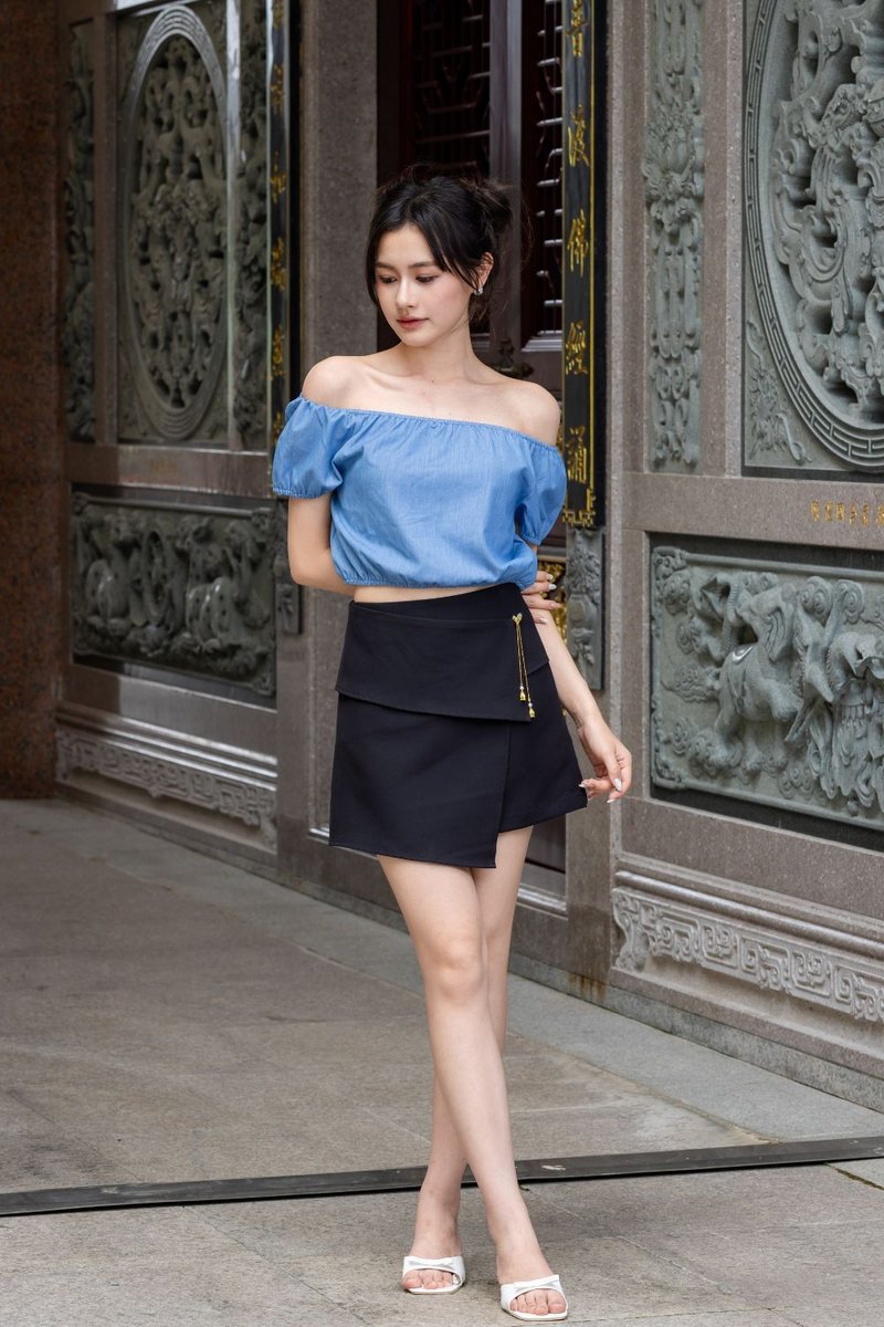 Ondine Bubble Hem Top Light Blue