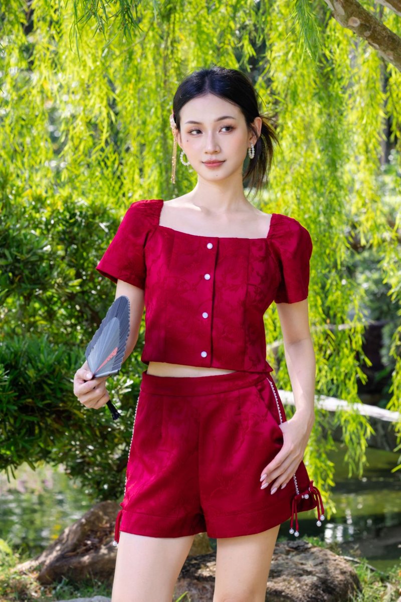 Aleena Jacquard Pearls Trims Jacquard Shorts Scarlet