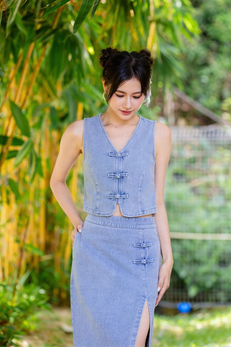 Calantha Cheongsam Denim Midi Skirt Light Wash