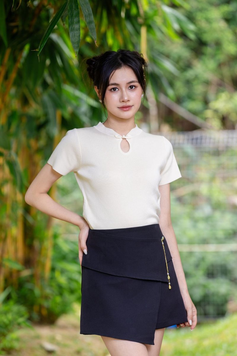 Brinley Asymmetrical Overlap Chinese Skirt Black