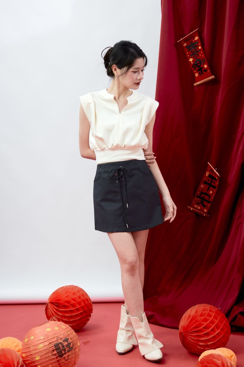 Zenobia Eyelet Lace-Up Skirt Black