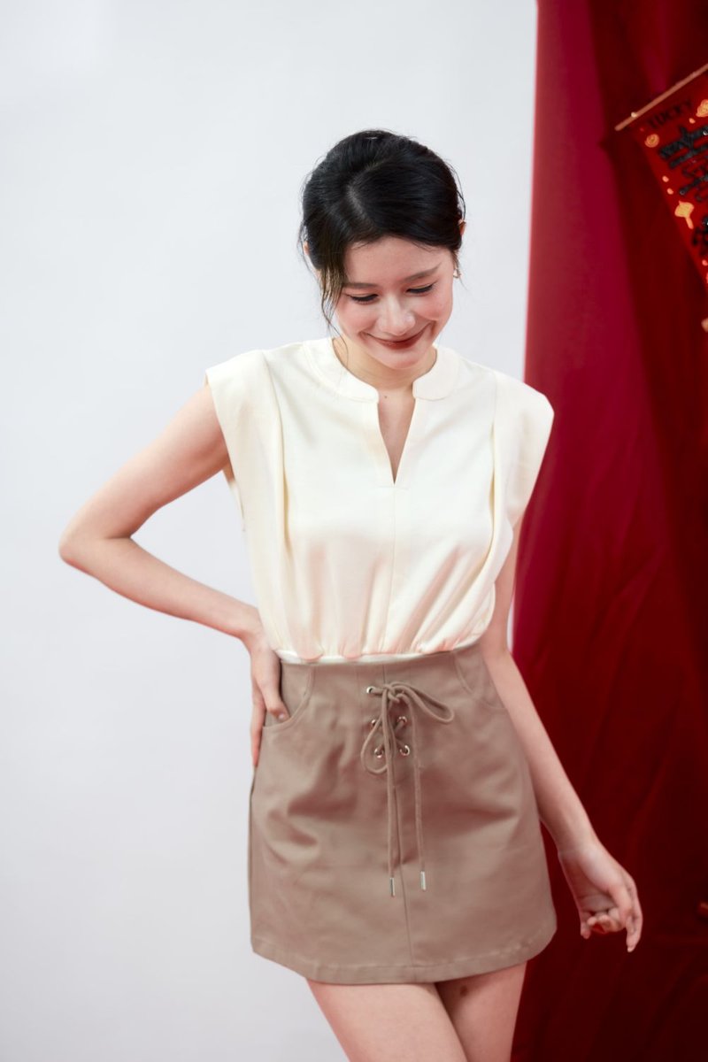 Zenobia Eyelet Lace-Up Skirt Khaki