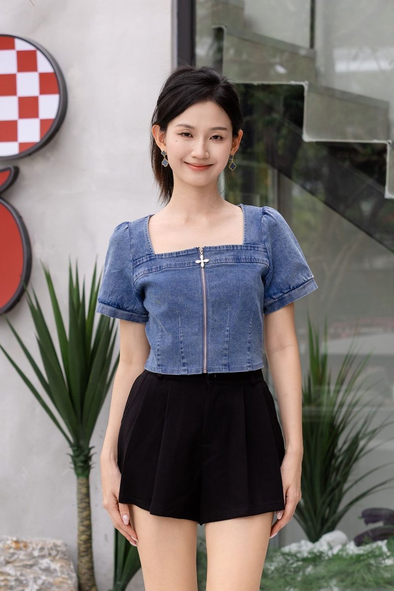 Mila Denim Cropped Zip Top Dark Wash