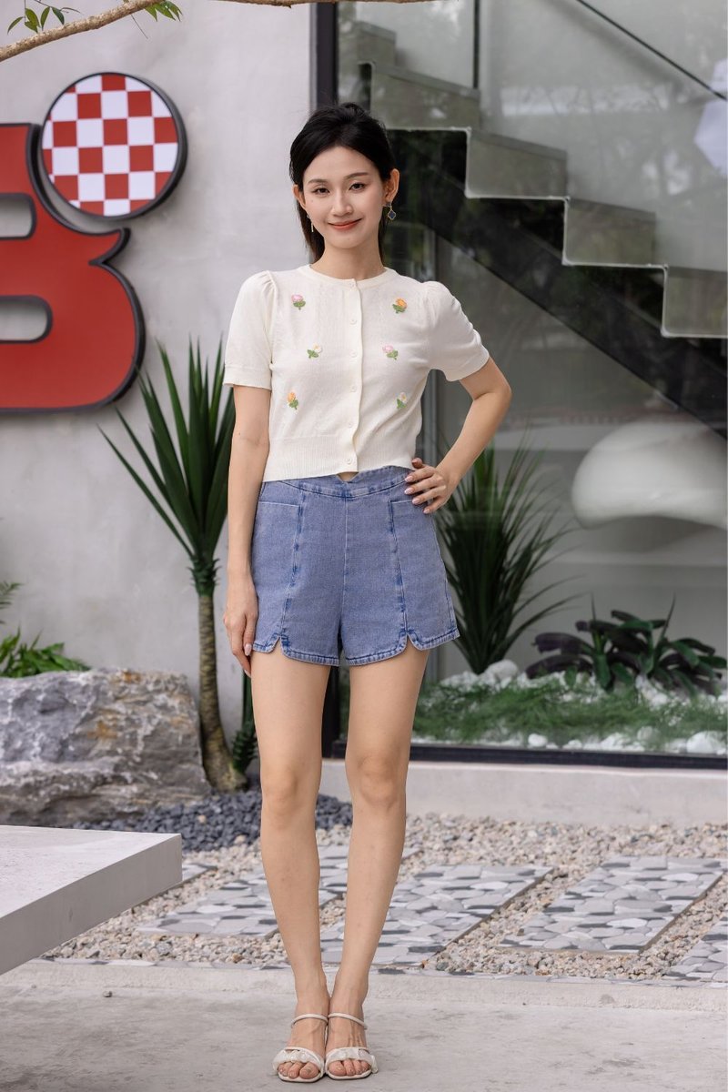 Zelene Denim Shorts Light Wash